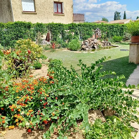 à + Jardin * Vias